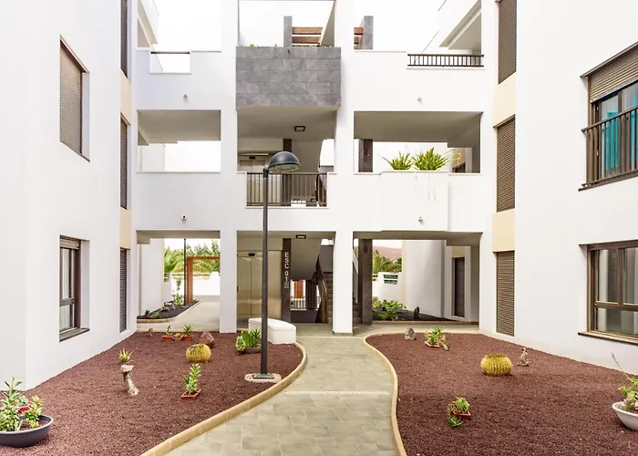 Modern Apartment In Residential Complex With Pools
