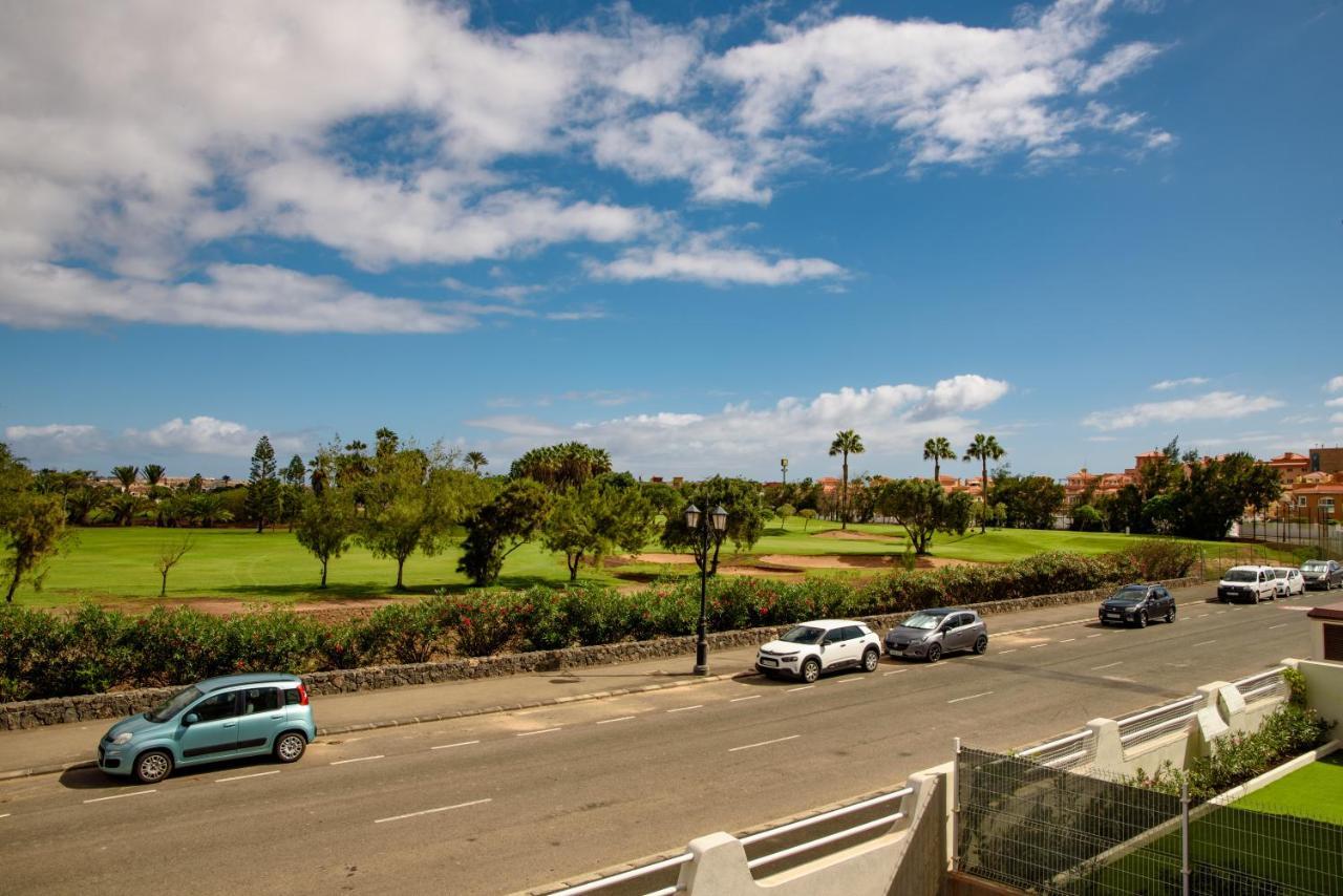Modern In Residential Complex With Pools Apartment Costa De Antigua
